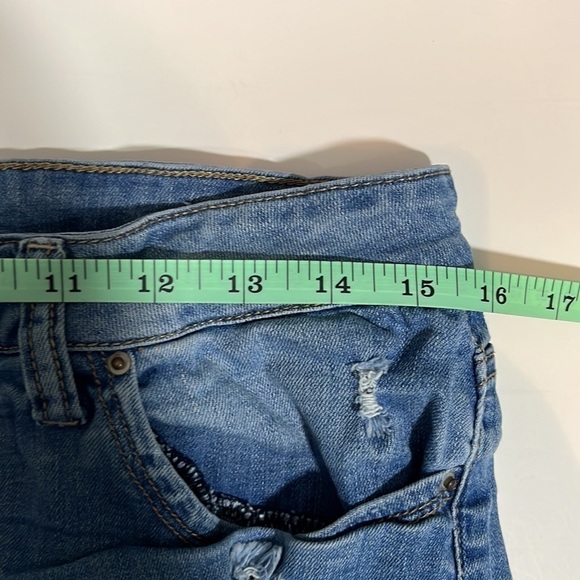 Rue 21 Distressed Denim Shorts - Picture 9 of 11